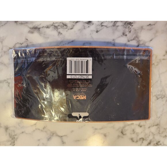 The Hunger Games Catching Fire District 12 Snap Bracelet By NECA - Picture 3 of 4